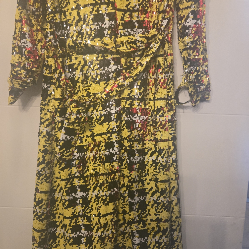 AKIRA Yellow and Black Trench Coat - Picture 6 of 7